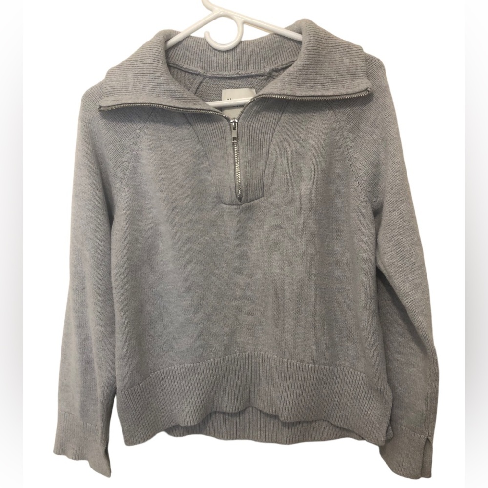 Abercrombie and Fitch grey half zip sweater size medium